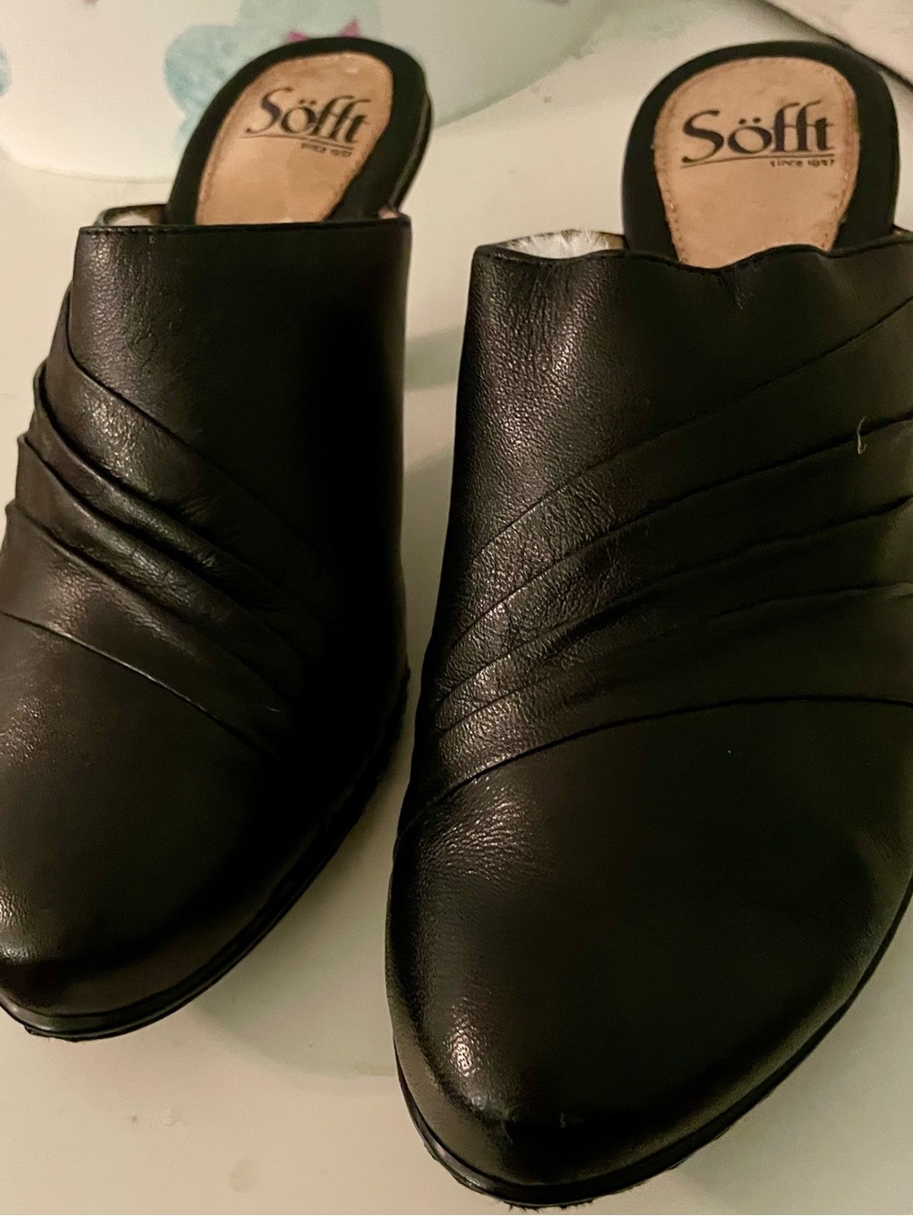 Sofft Brand Black Leather Slip-On Mules